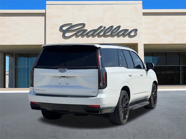 2021 Cadillac Escalade Sport photo 2