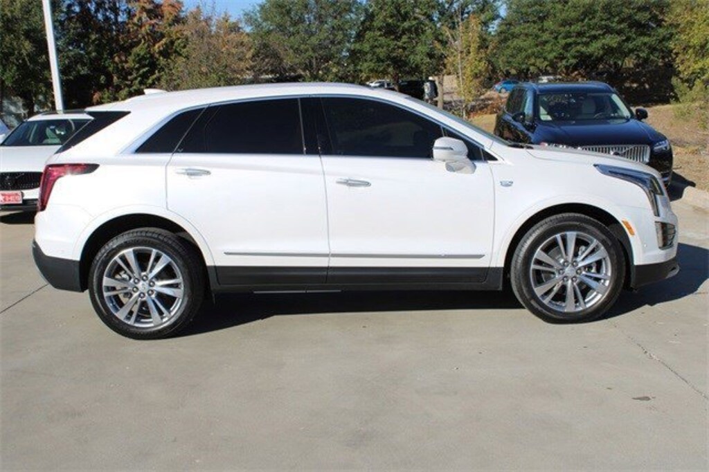 New 2024 CADILLAC XT5 For Sale at Crest Cadillac VIN 1GYKNCRS4RZ740394