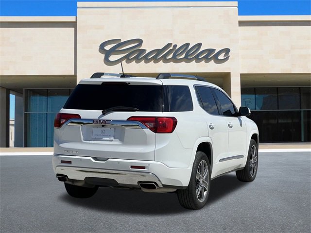 2019 Gmc Acadia Denali photo 2