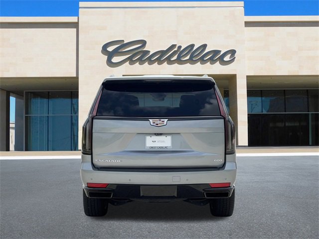 2023 Cadillac Escalade Sport photo 3