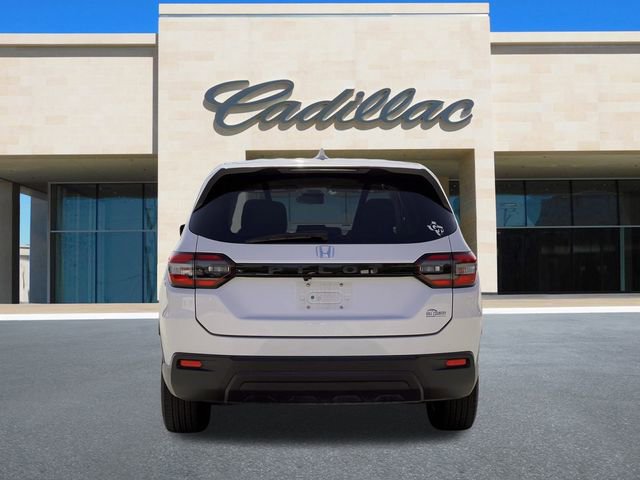 2023 Honda Pilot LX photo 4