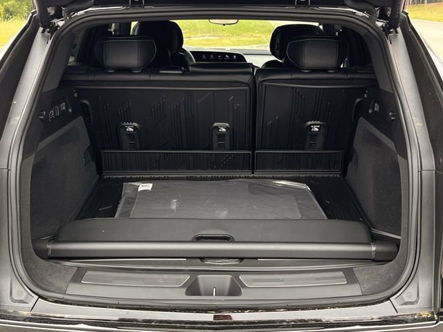 2026 Cadillac LYRIQ V Premium - Photo 23
