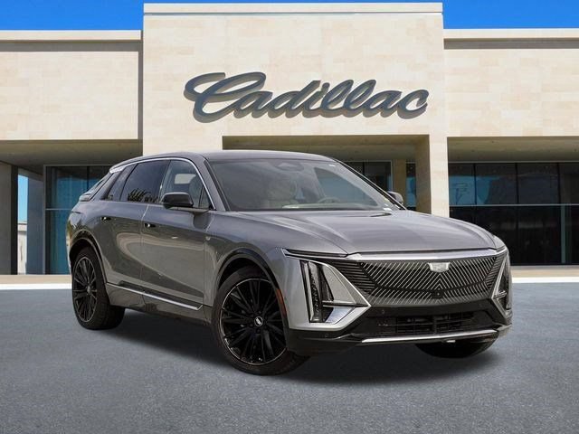 New 2025 CADILLAC LYRIQ Luxury 3 SUV