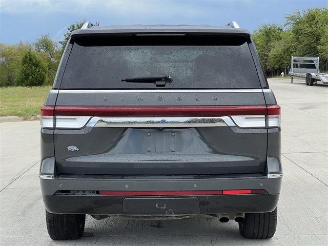 2022 Lincoln Navigator Black Label photo 2