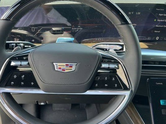 2026 Cadillac Escalade Platinum Sport - Photo 9