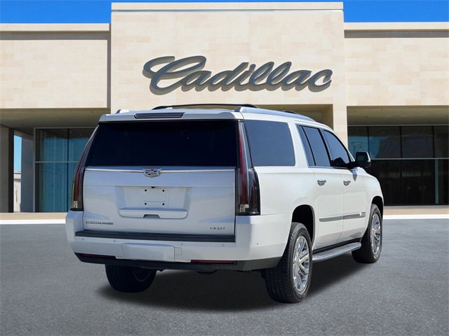 2018 Cadillac Escalade ESV Standard photo 2