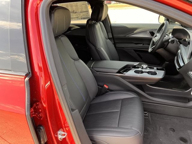 2027 Cadillac LYRIQ Sport - Photo 21