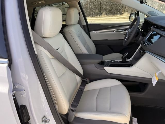 2026 Cadillac XT5 Premium Luxury - Photo 12