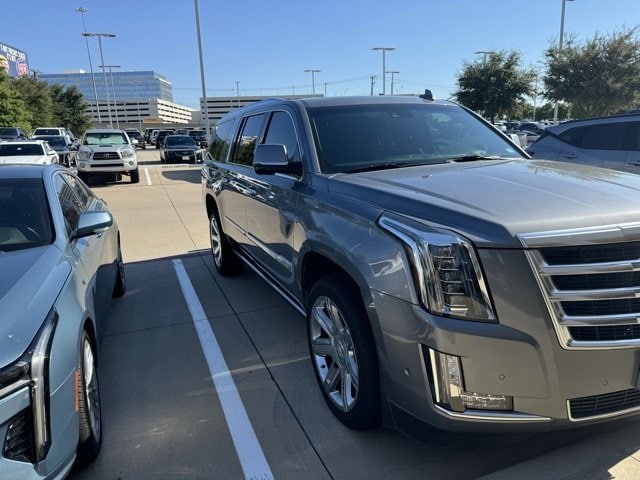 Used 2020 Cadillac Escalade ESV Premium Luxury with VIN 1GYS4JKJ0LR196413 for sale in Frisco, TX