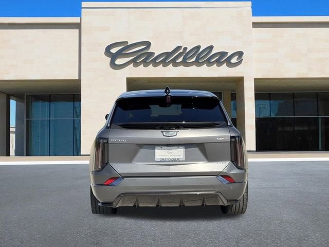 2026 Cadillac OPTIQ V-Series - Photo 5