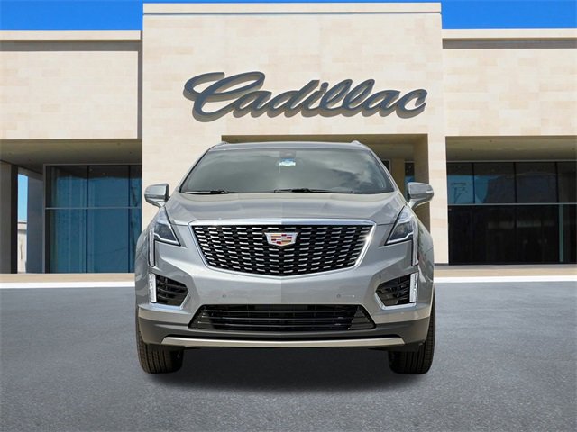 2025 Cadillac XT5 Premium Luxury photo 3