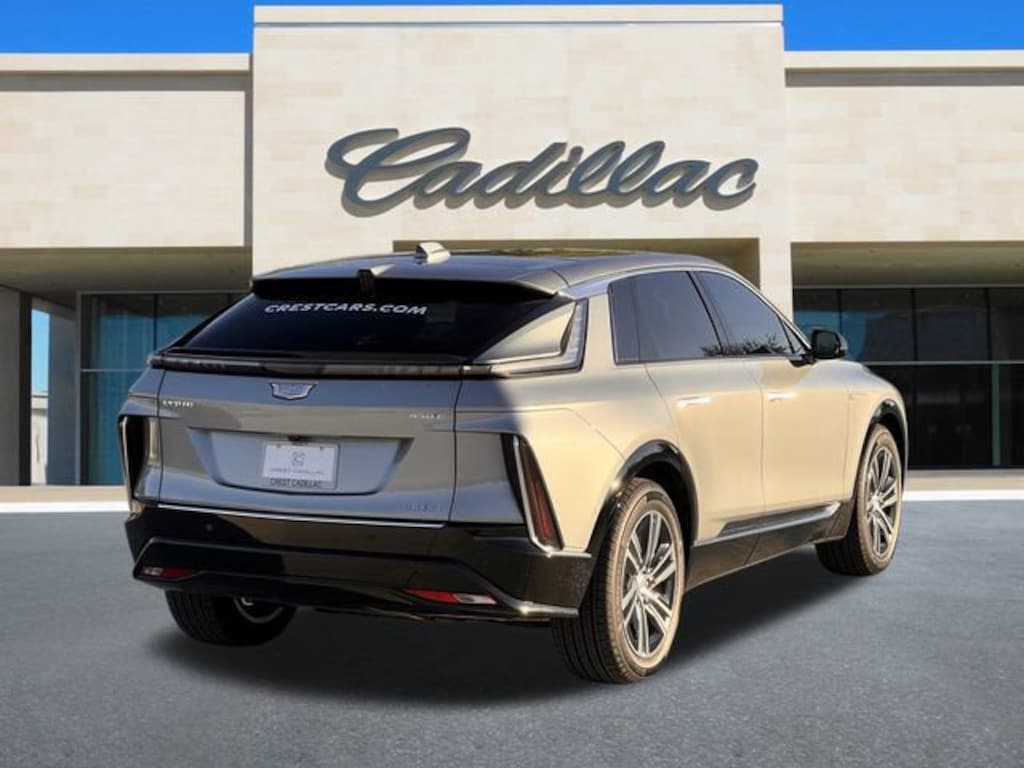 New 2026 CADILLAC LYRIQ Luxury SUV