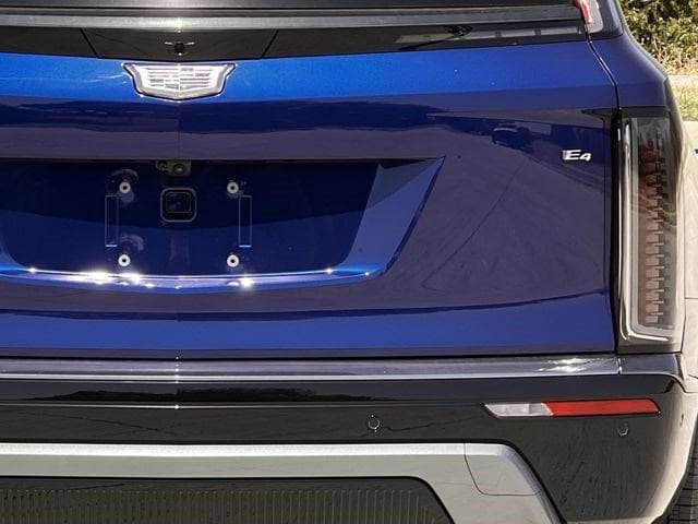 New 2027 Opulent Blue Metallic CADILLAC Sport image 5