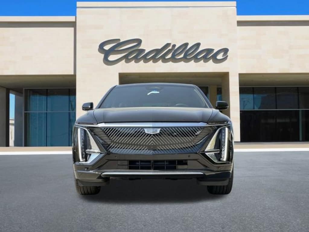 New 2025 CADILLAC LYRIQ Luxury 1 SUV