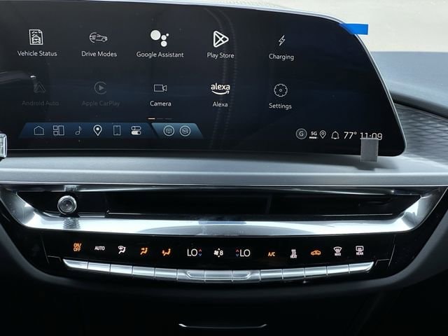 2025 Cadillac LYRIQ Sport 1 - Photo 17