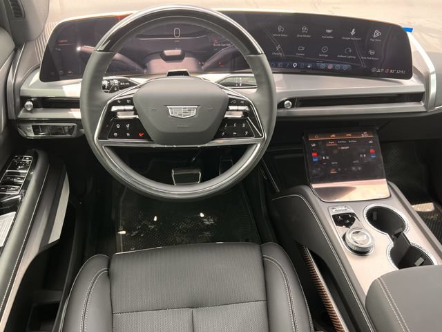 2027 Cadillac VISTIQ Sport - Photo 10