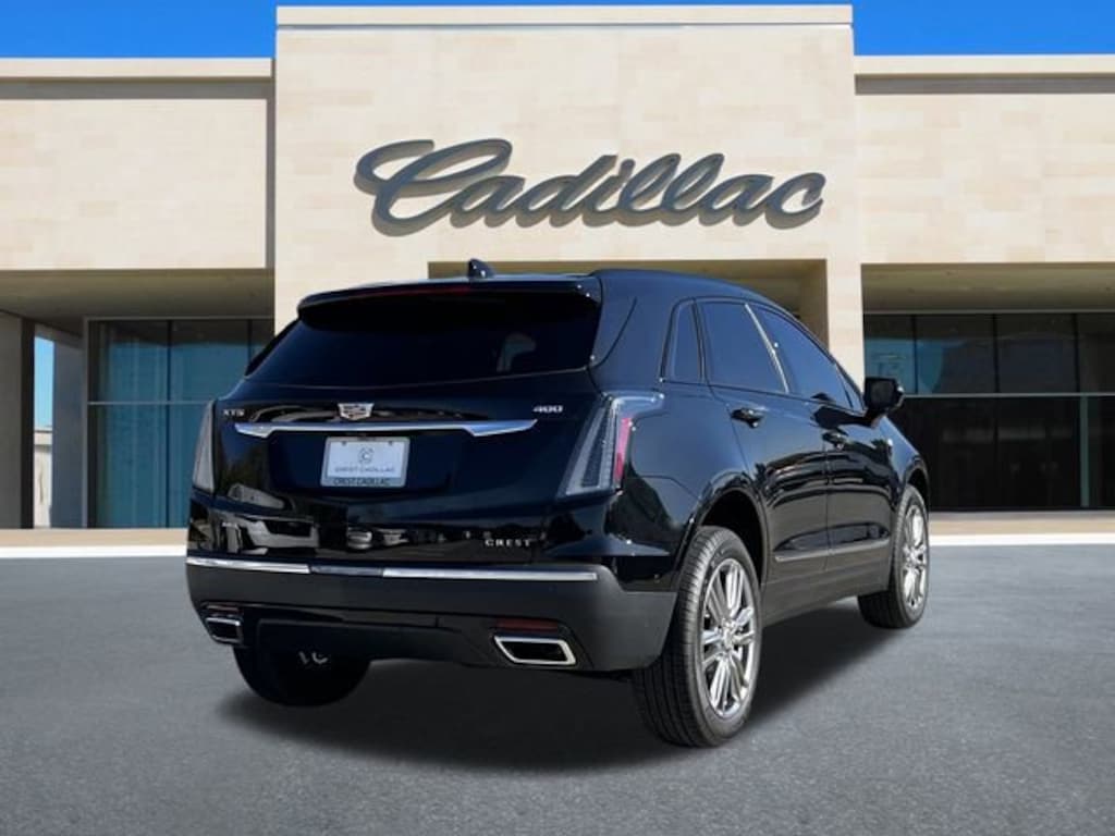 New 2025 CADILLAC XT5 Sport SUV