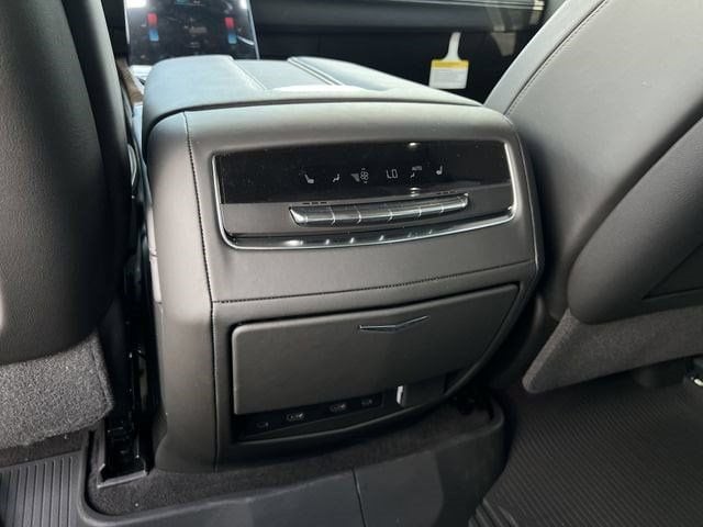 2026 Cadillac Escalade Platinum Sport - Photo 27