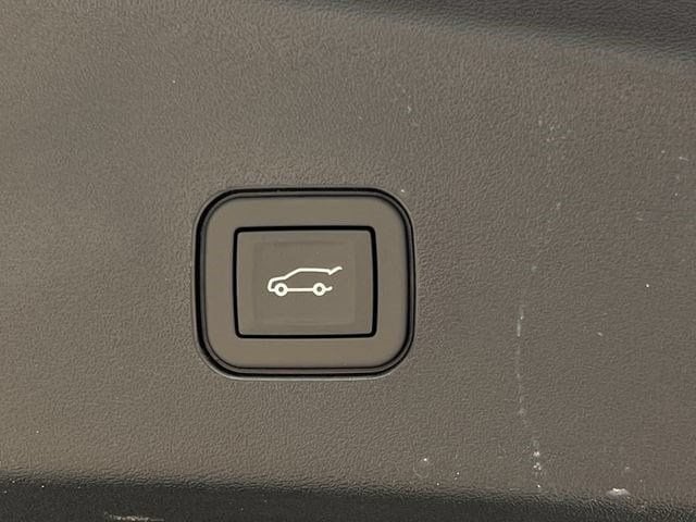 2027 Cadillac VISTIQ Sport - Photo 24