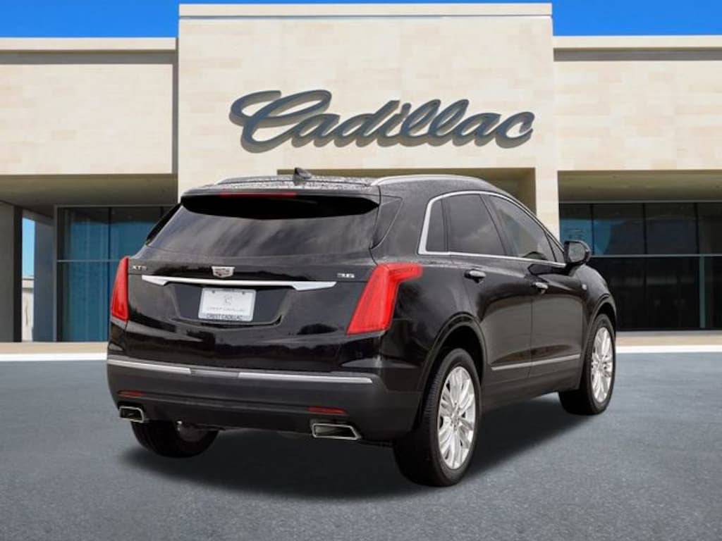 Used 2018 CADILLAC XT5 Premium Luxury FWD SUV