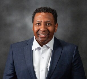 Staff member Brandon Carter from ID_55207ffa1b3b