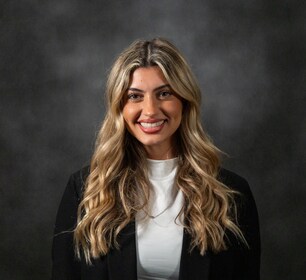 Staff member Lana Almizori from ID_55207ffa1b3b