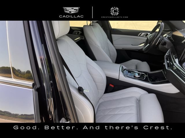 Used 2024 Black BMW sDrive40i image 27
