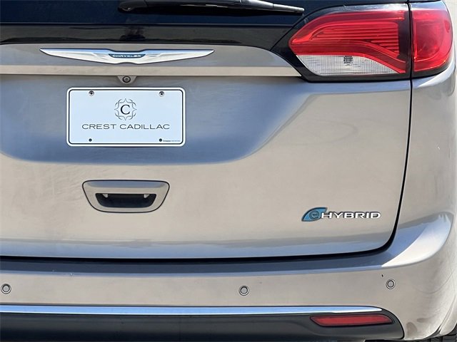 2018 Chrysler Pacifica Hybrid Limited photo 3
