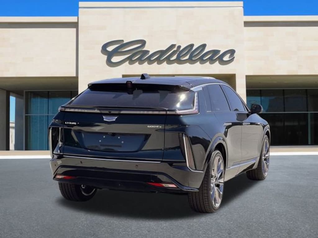 New 2026 CADILLAC LYRIQ Signature Luxury SUV