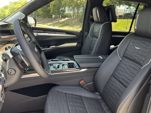 2026 Cadillac Escalade Platinum Sport - Photo 21