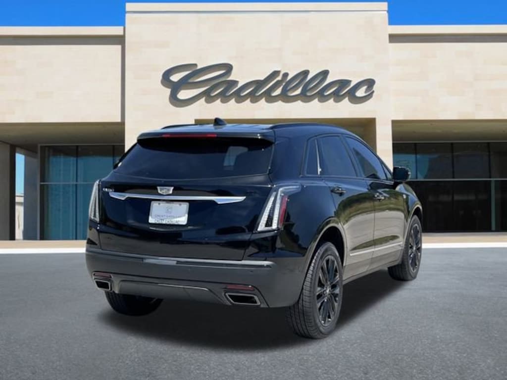 New 2025 CADILLAC XT5 Sport SUV