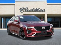 2022 CADILLAC CT4 Sport Car