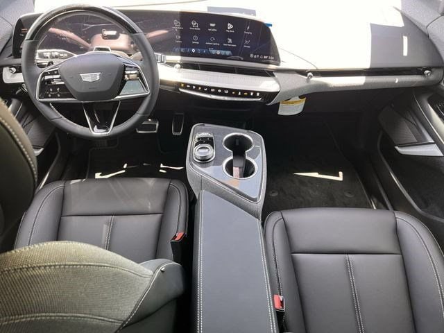 2026 Cadillac OPTIQ Sport - Photo 11