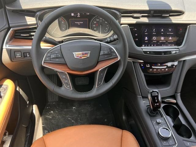 2026 Cadillac XT5 Premium Luxury - Photo 8