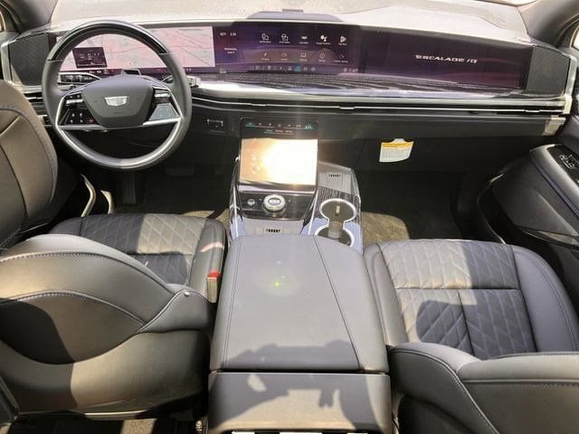 2026 Cadillac Escalade IQ Sport - Photo 9