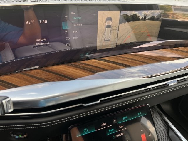 2027 Cadillac Escalade Platinum Sport - Photo 16