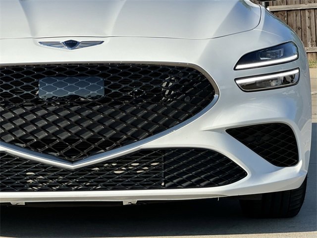 2023 Genesis G70 2.0T Sport Prestige photo 3