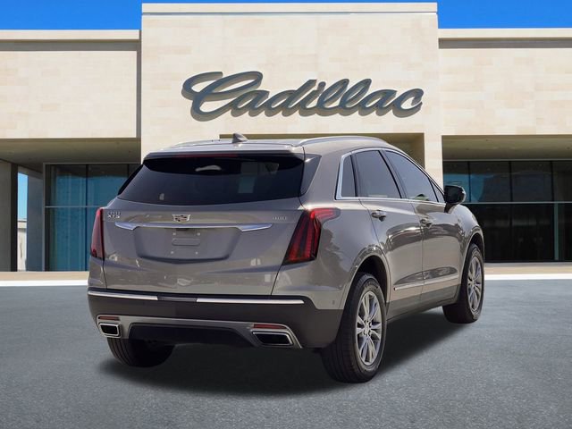2022 Cadillac XT5 Premium Luxury photo 3
