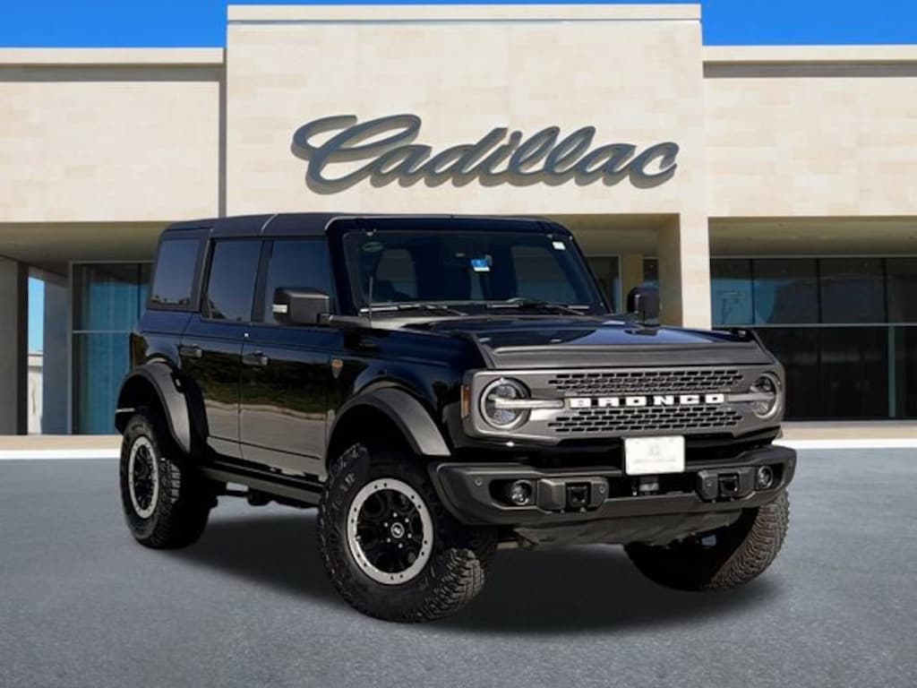 Used 2023 Ford Bronco Badlands SUV
