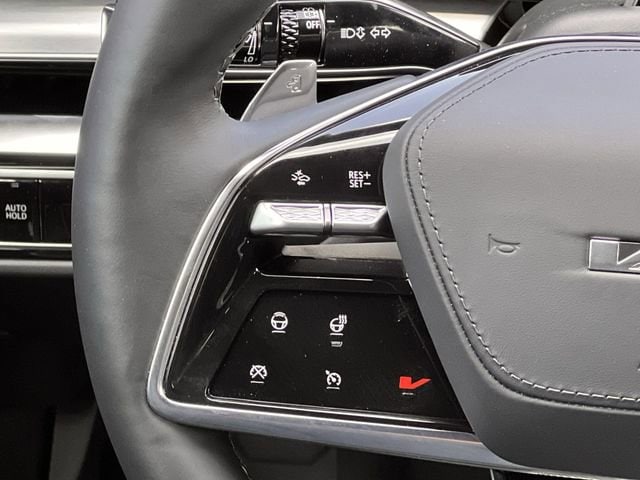 2026 Cadillac LYRIQ V Premium - Photo 12