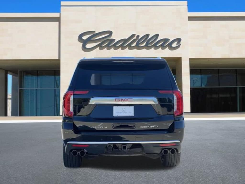 Used 2022 GMC Yukon XL Denali SUV