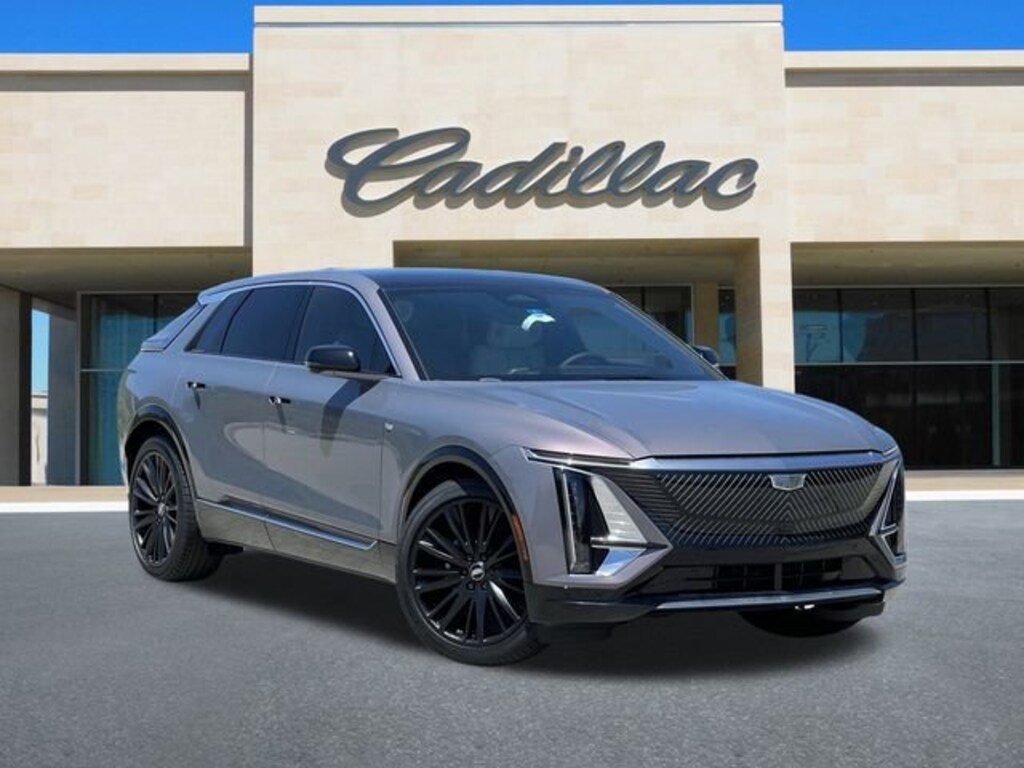 New 2025 CADILLAC LYRIQ Luxury 3 SUV