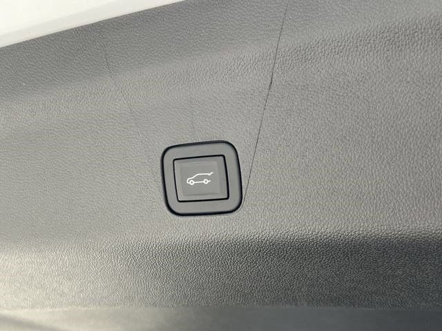 2026 Cadillac Escalade Platinum Sport - Photo 30
