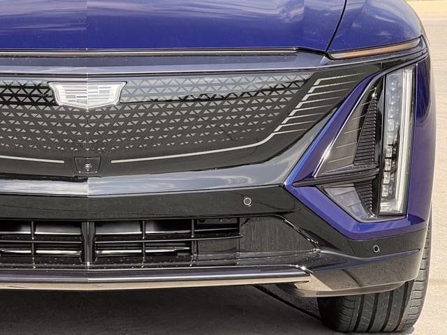 New 2027 Opulent Blue Metallic CADILLAC Sport image 8
