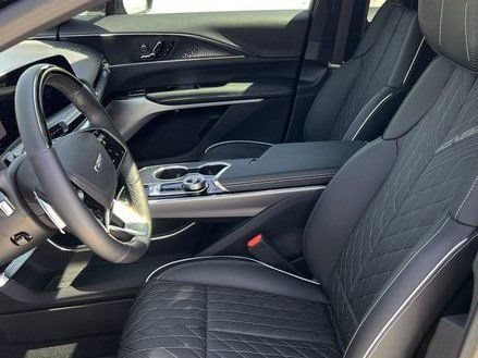 2026 Cadillac LYRIQ V Premium - Photo 22