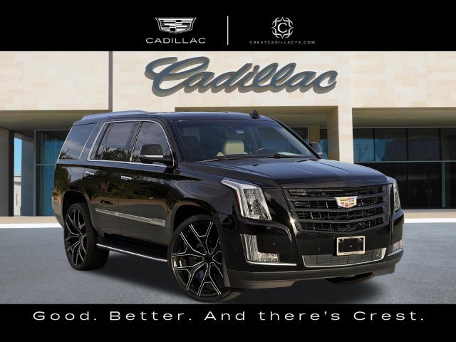  2018 Cadillac Escalade Luxury RWD   
