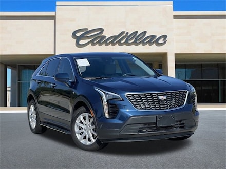 2022 CADILLAC XT4 Luxury SUV