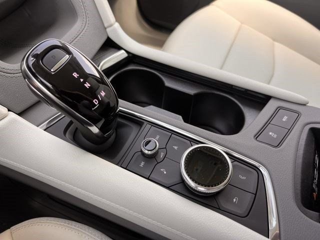 2026 Cadillac XT5 Premium Luxury - Photo 18