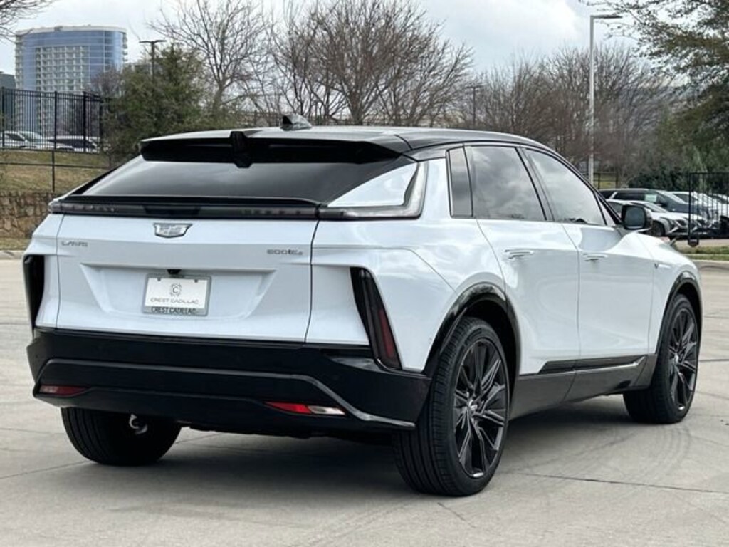 New 2026 CADILLAC LYRIQ Signature Sport SUV