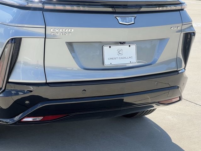 View vehicle photo 6